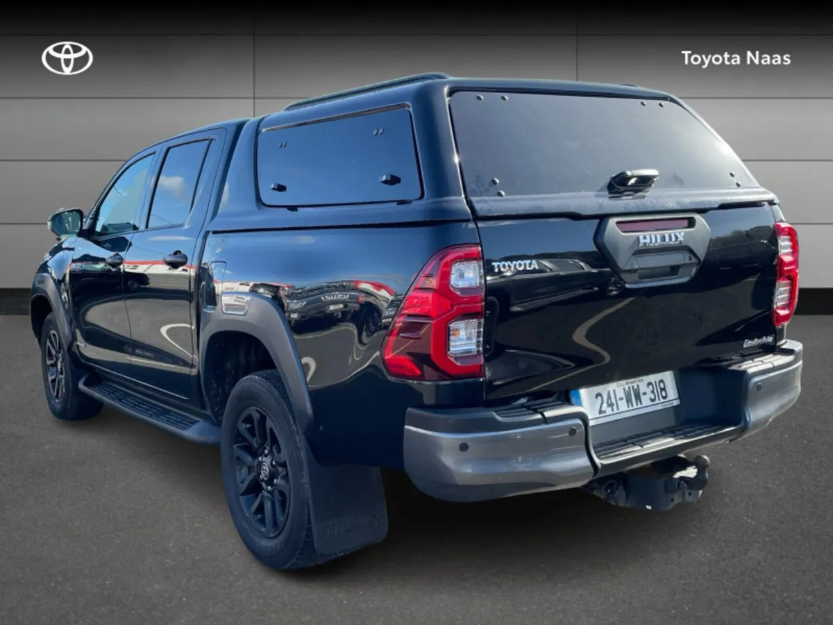 Toyota Hilux HILUX 2.8 INVINCIBLE AUTO - Image 2
