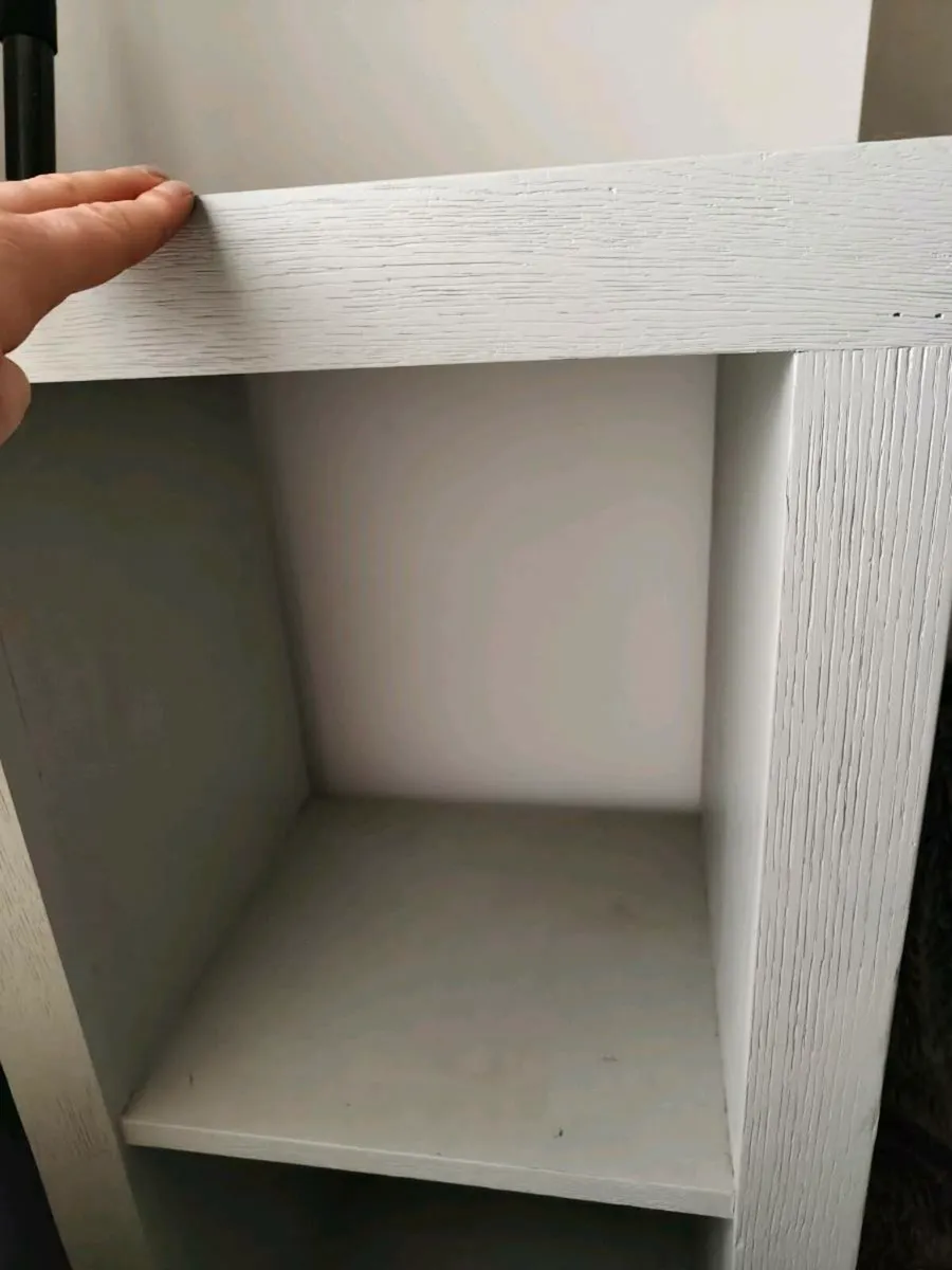 Unique shelving unit - Image 3