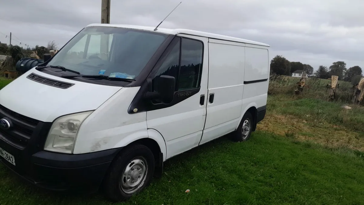 Ford Transit - Image 3