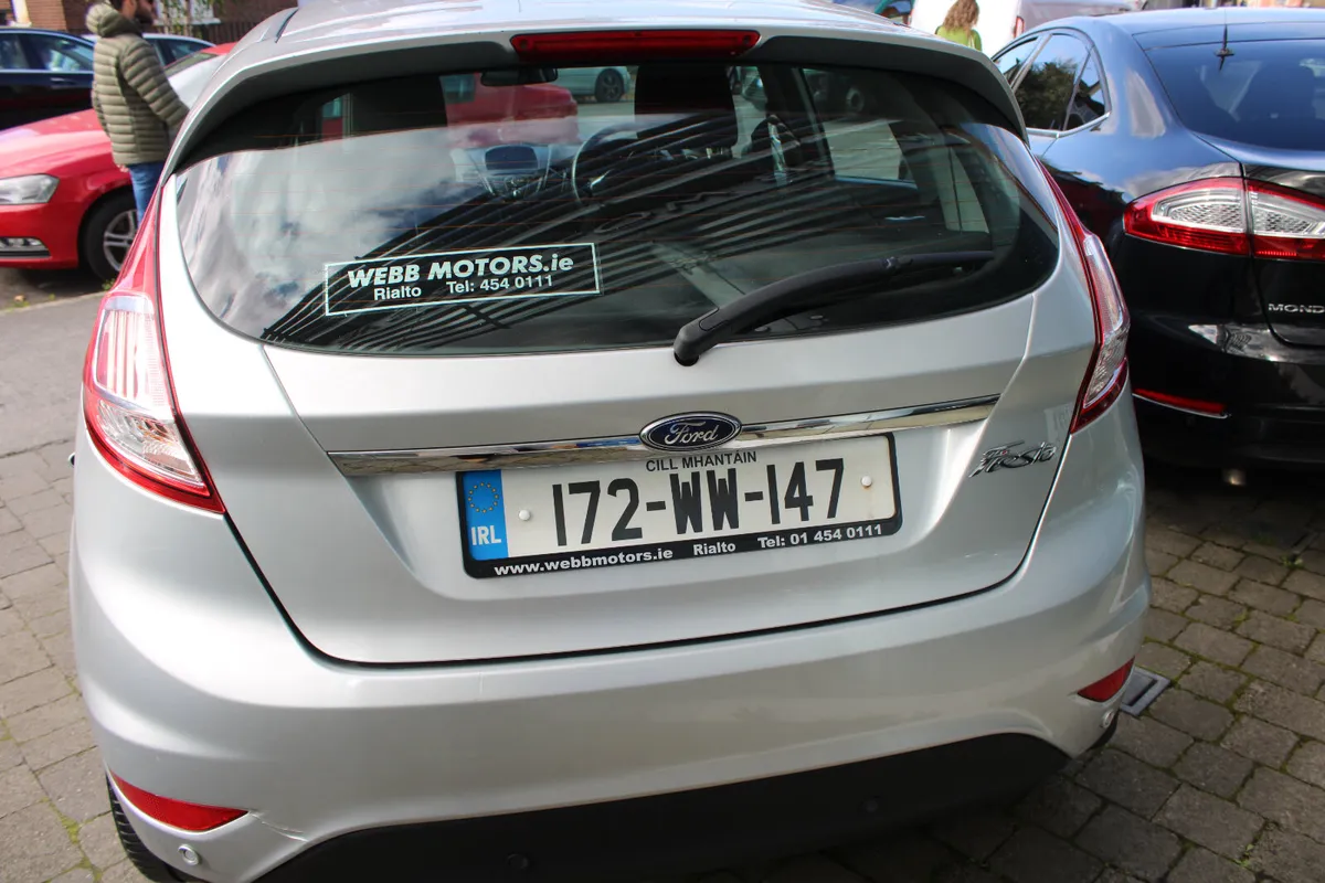 Ford Fiesta 1.2 PETROL TITANIUM 2017 *1 OWNER* - Image 3