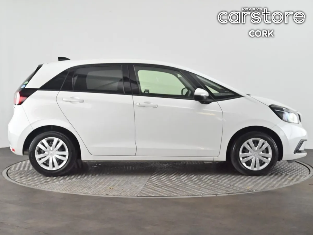 Honda Fit FIT Hybrid 5DR Auto - Image 3