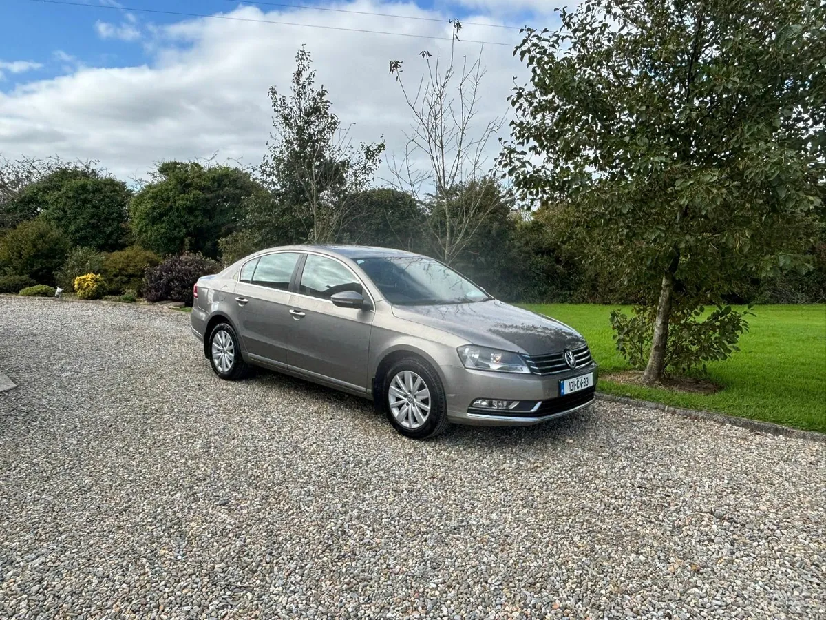 Volkswagen Passat 2013 - Image 3