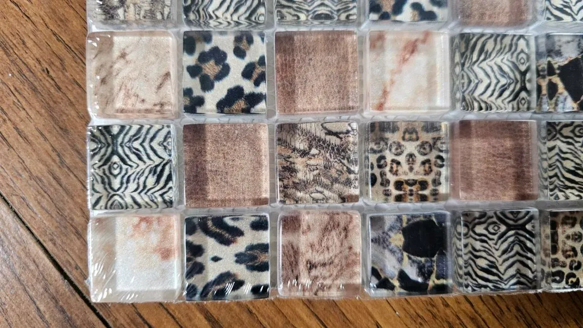 Beautiful glass mosaicTiles - Image 4