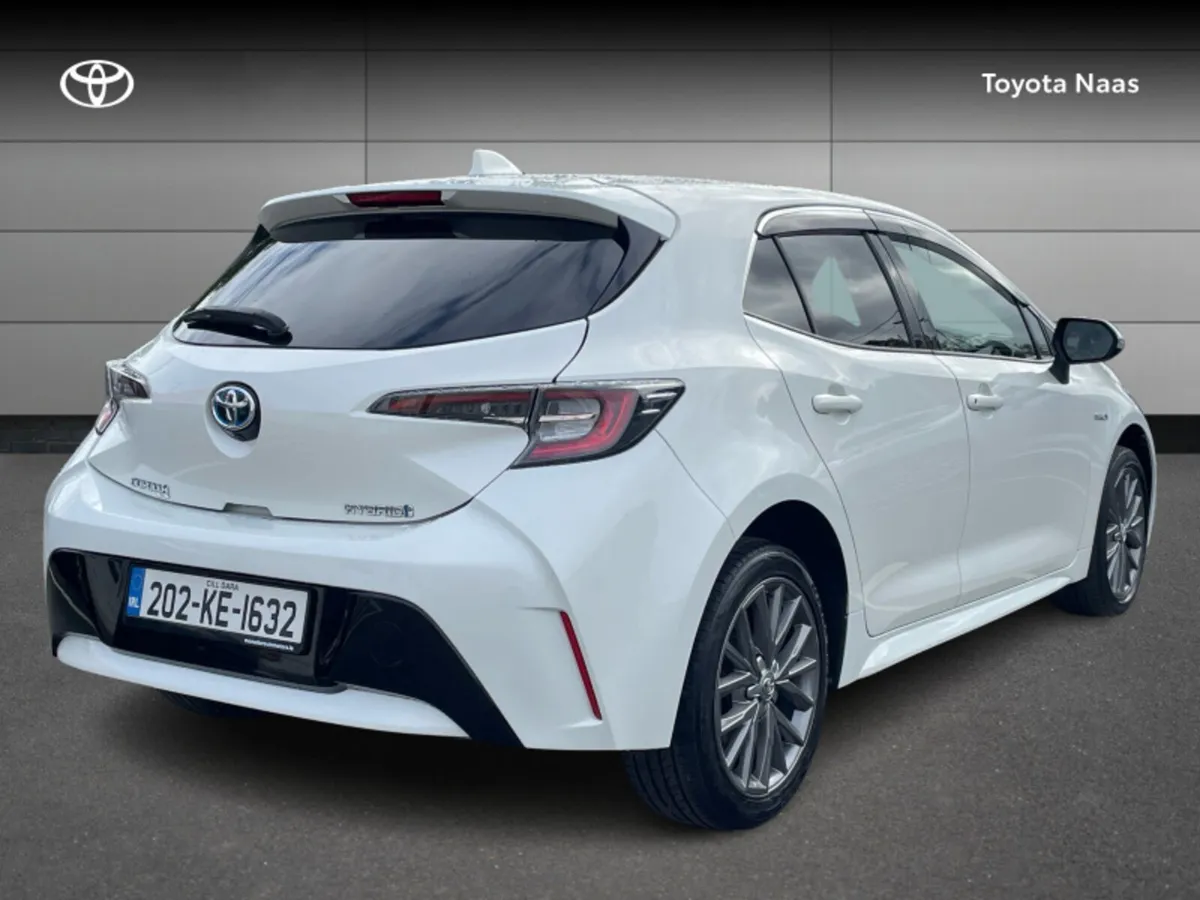 Toyota Corolla COROLLA HYBRID SOL H/B - Image 2
