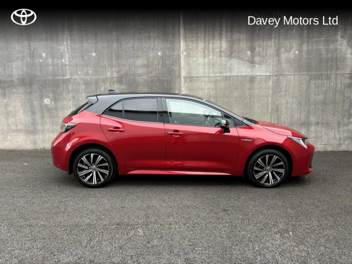 Toyota Corolla HYBRID L/SPORT HB 4DR AUTO - Image 3