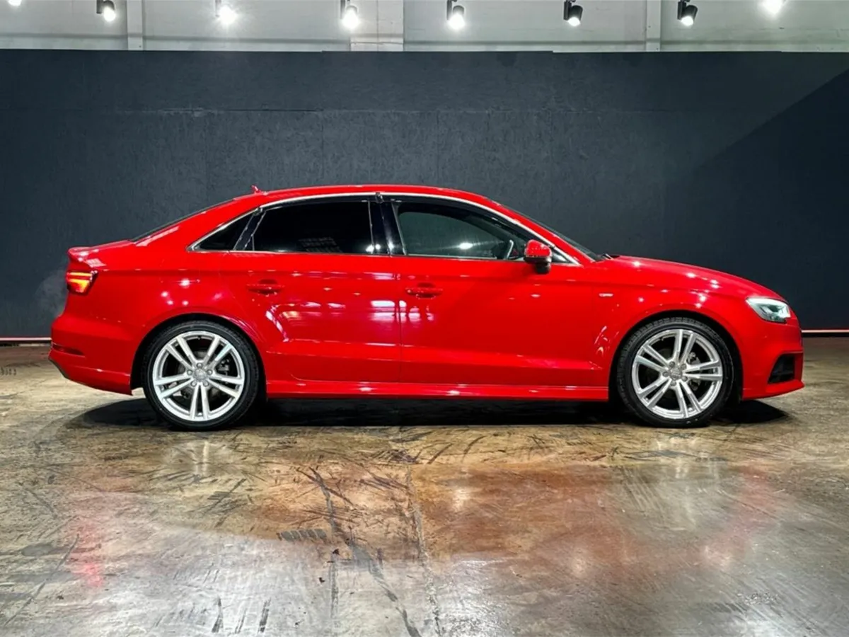 Audi A3 "S LINE" AUTOMATIC 1.4L TFSI - REVERSE CAM - Image 3