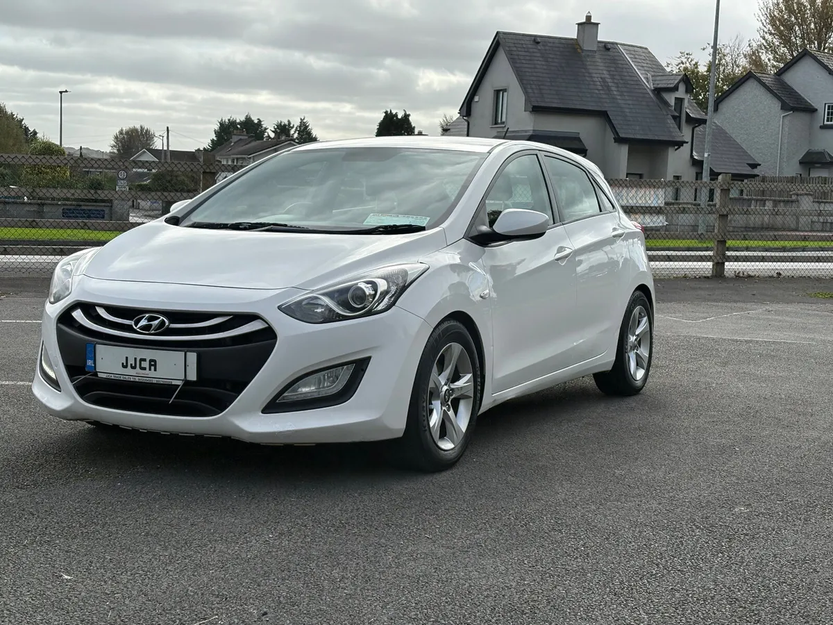 ABSOLUTELY STUNNING I30 DIESEL - Image 3