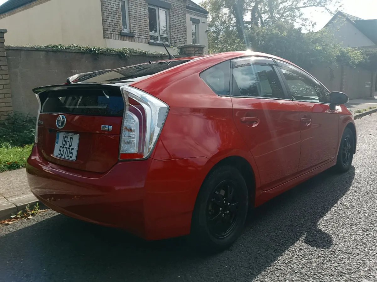 Toyota Prius ZVW30 5DR Auto - Image 4