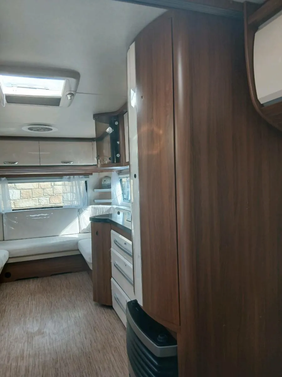 2015 hobby 4 berth premium Needs tidying €5500 - Image 4