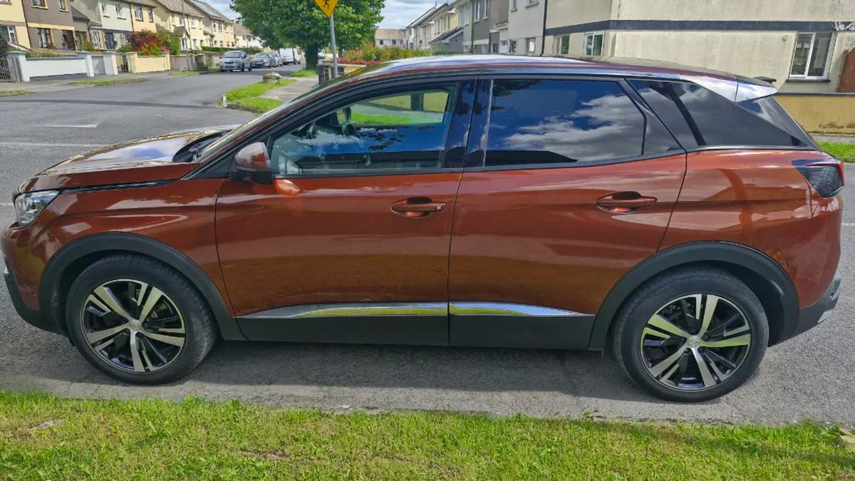 2018 Peugeot 3008, 1.6HDI, Blue Allure - Image 1