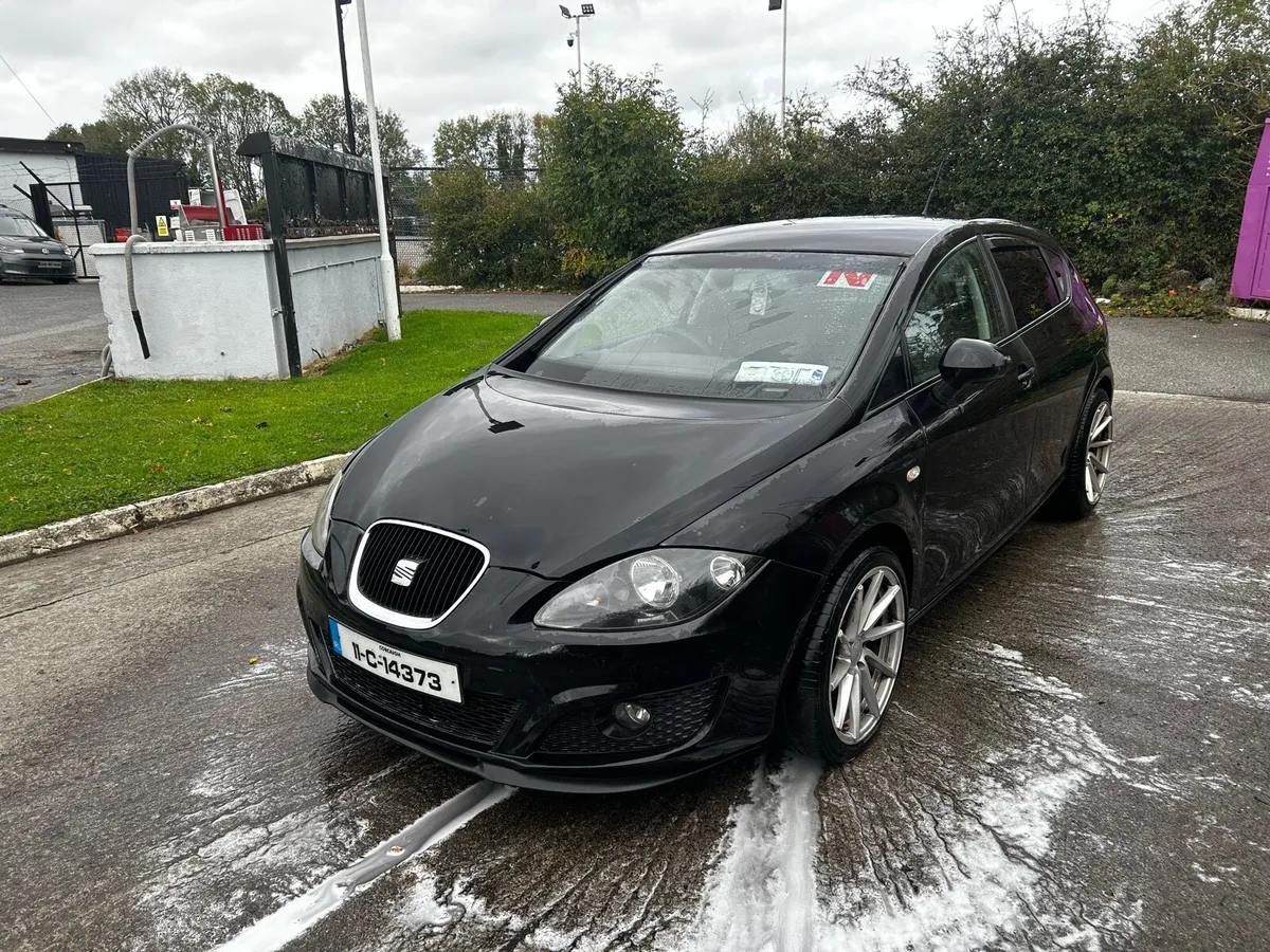 Seat Leon 2011 - Image 1
