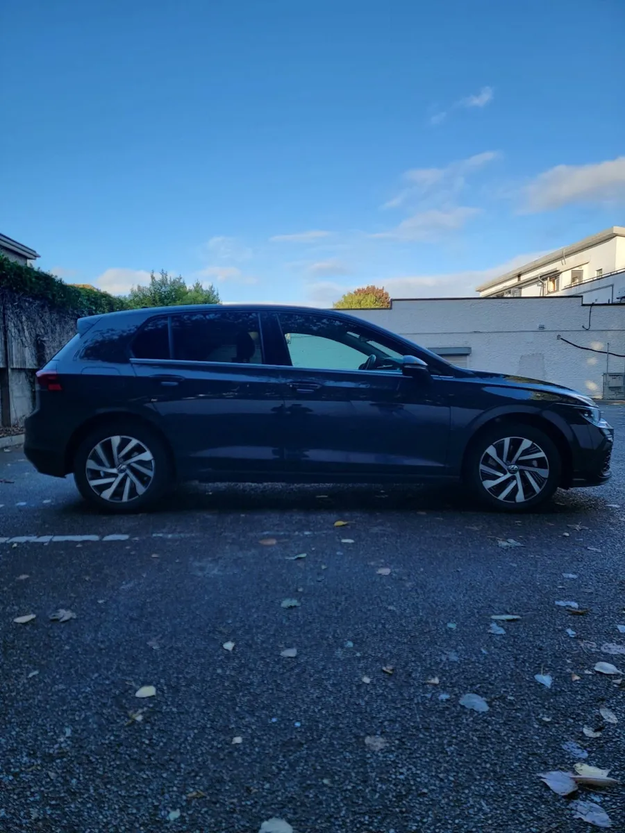 Volkswagen Golf Style 201BHP eHybrid - Image 2