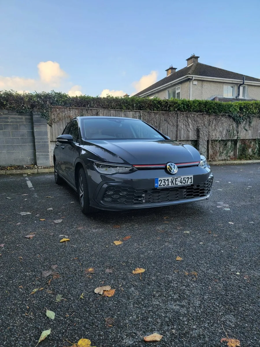 Volkswagen Golf Style 201BHP eHybrid - Image 1