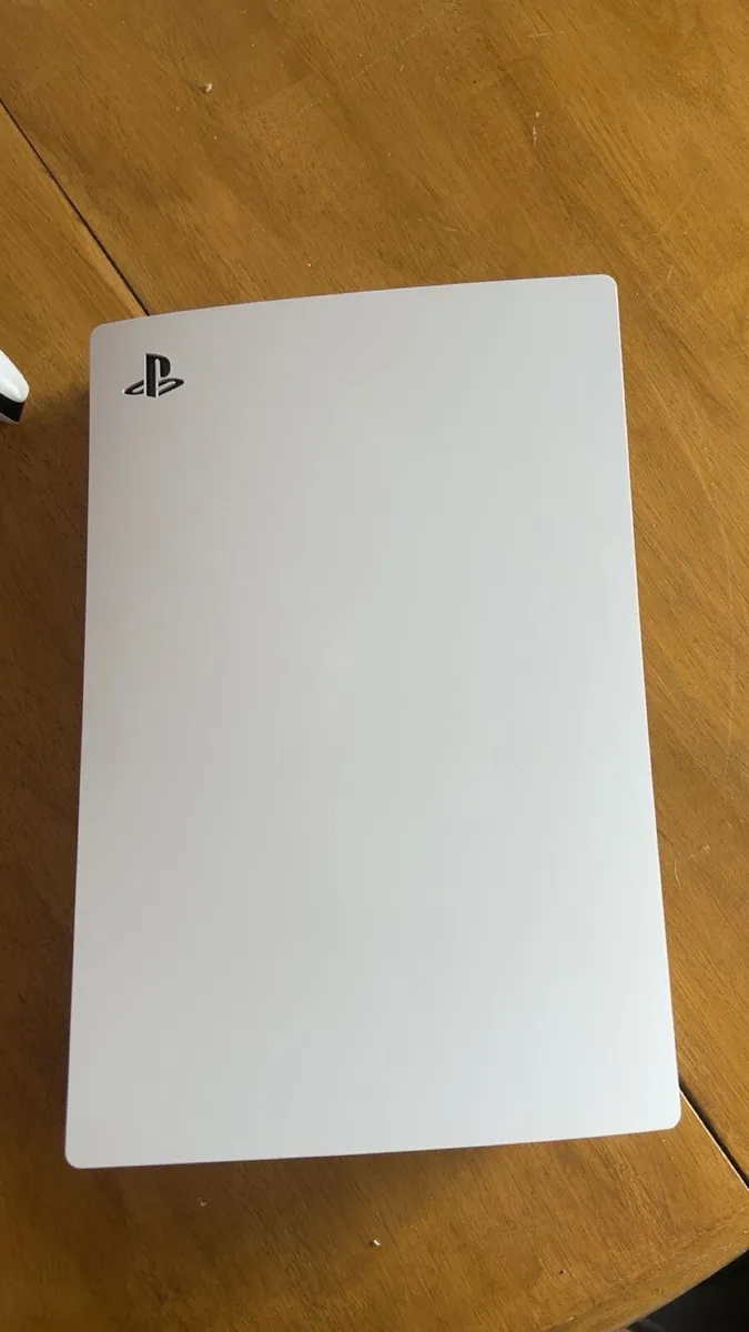 Ps5 Standard Edition 825GB - Image 1