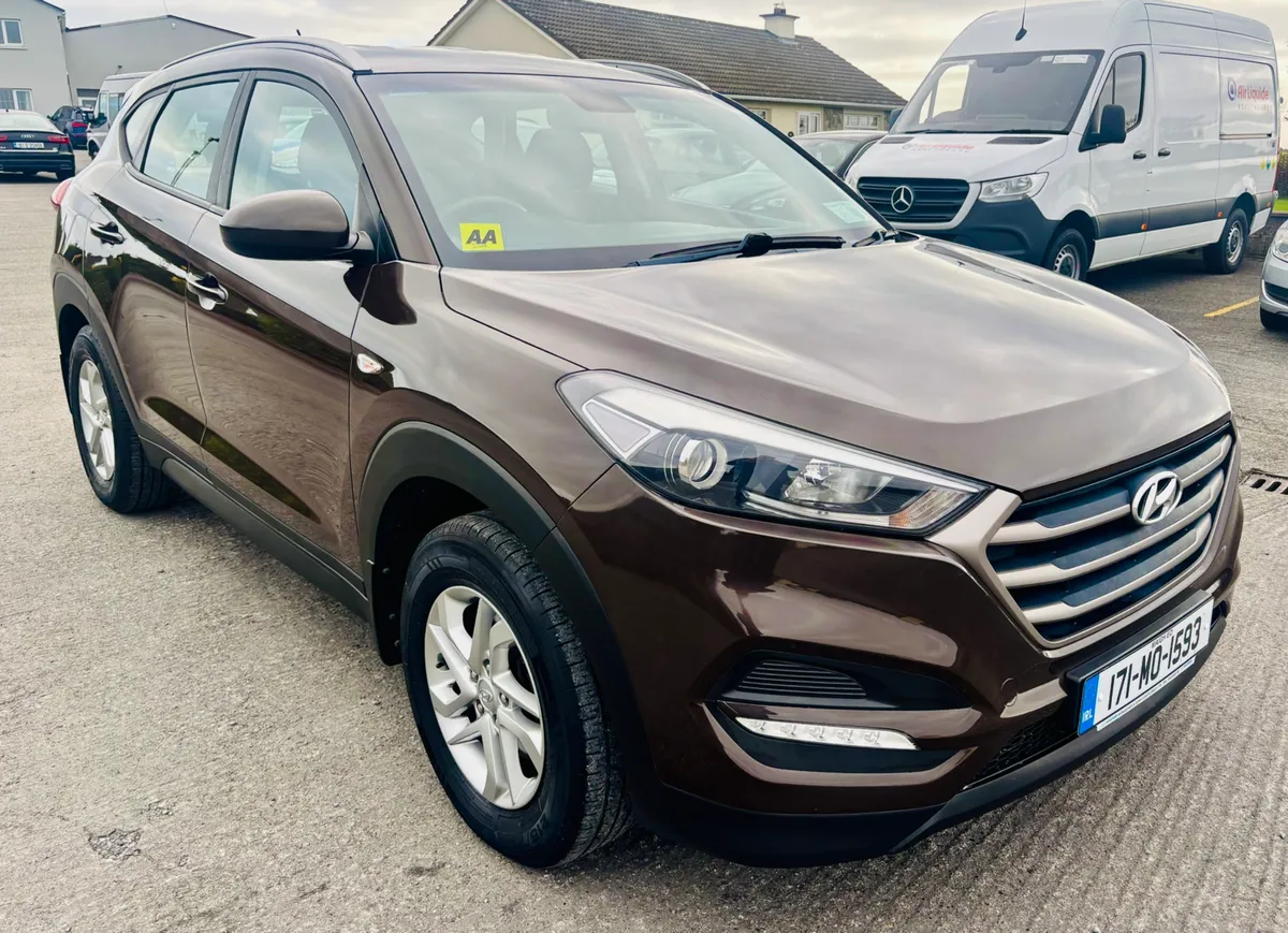 2017 HYUNDAI TUSCON - Image 2
