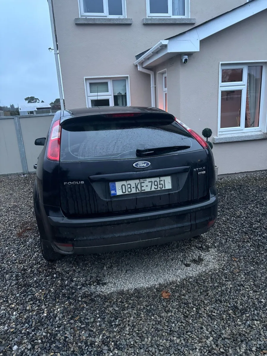 Ford Focus - Image 2