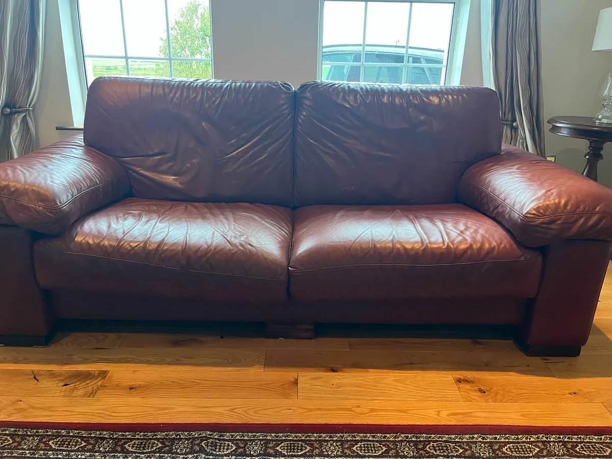 leather suite - Image 3