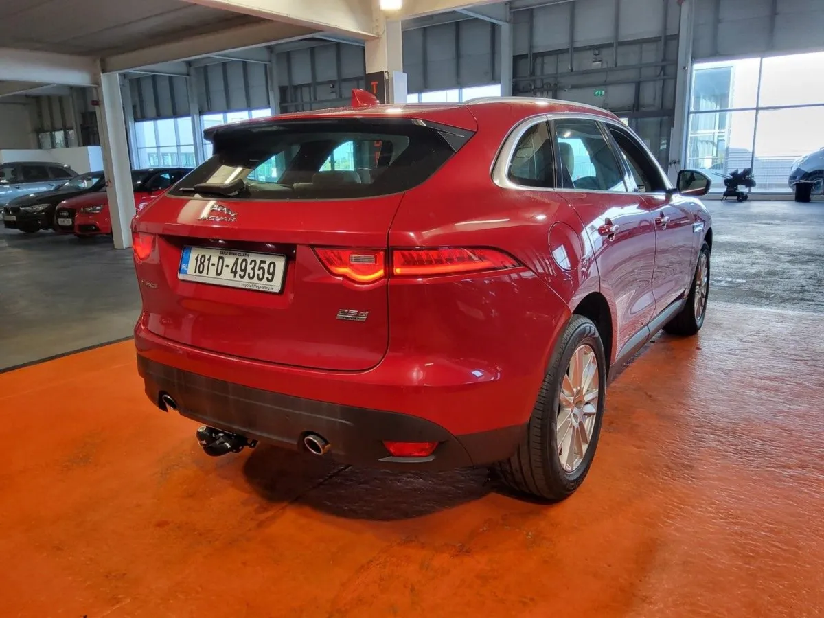 Jaguar F- PACE F Pace 2.0 Portfolio AWD 237PS - Image 4