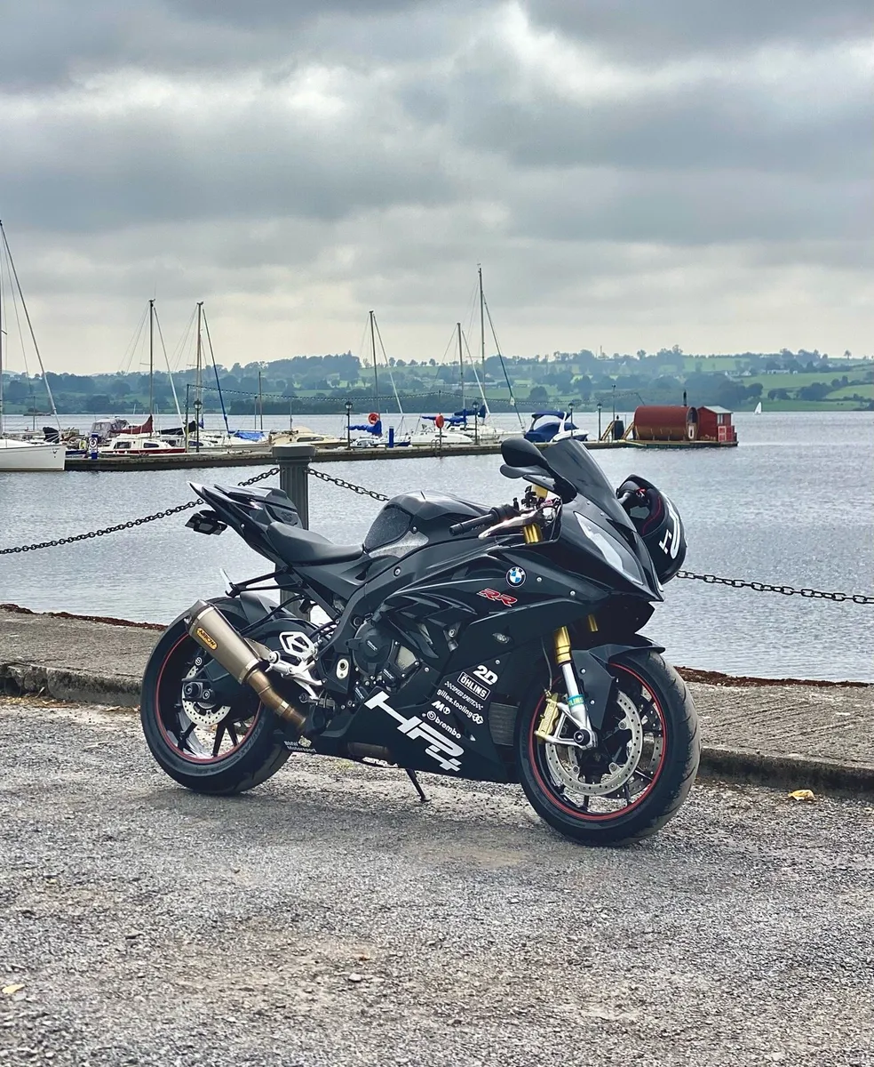 BMW S1000RR 2015 14k.km - Image 2