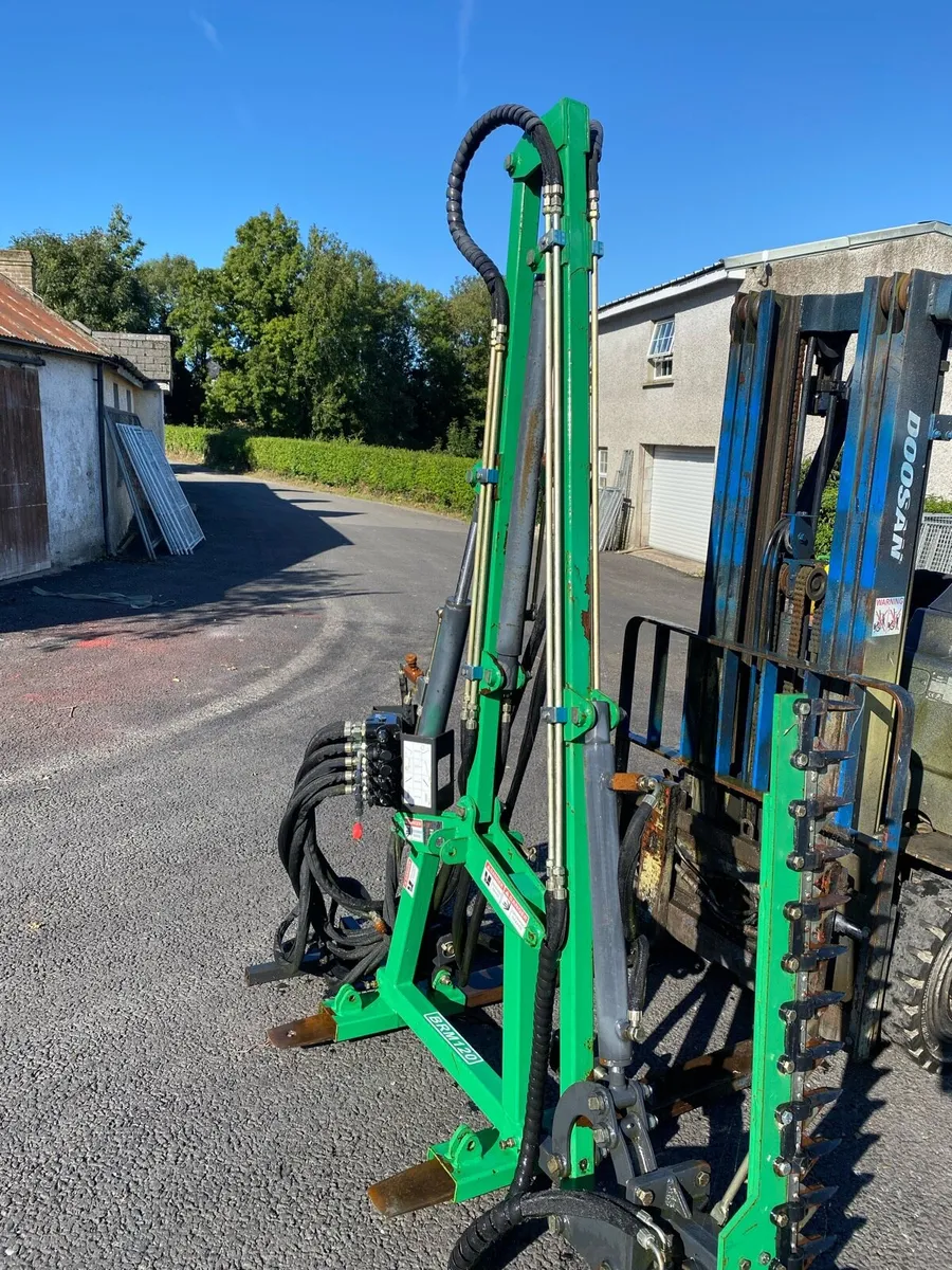 Finger bar hedge trimmer - Image 2