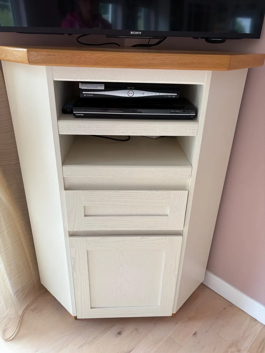 Large Solid Wood Corner Unit - Image 1