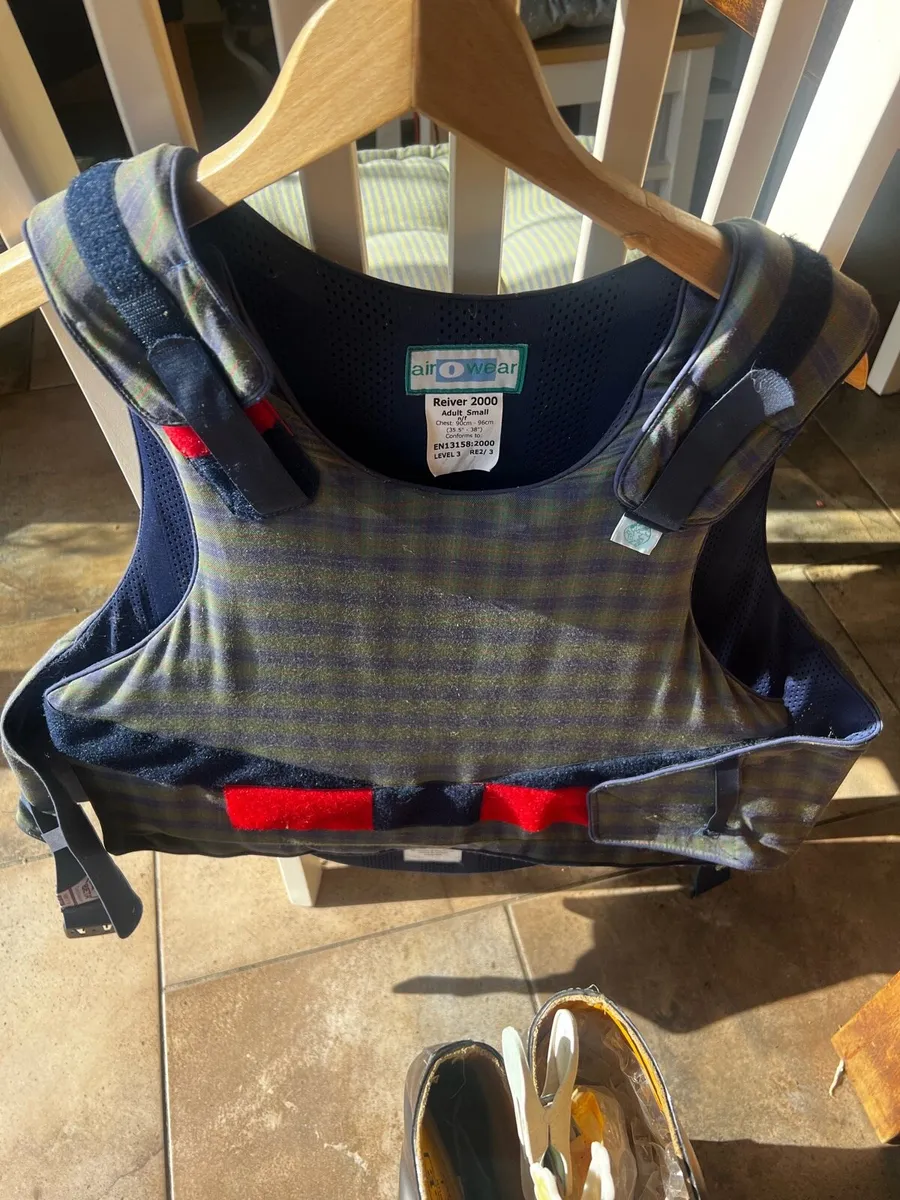 Horse Riding Boots and Back Protector - Image 3