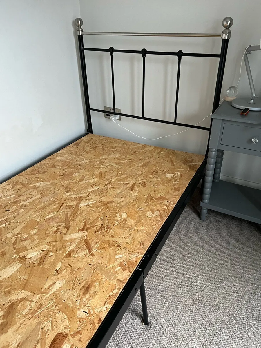 Single metal bed frame - Image 2