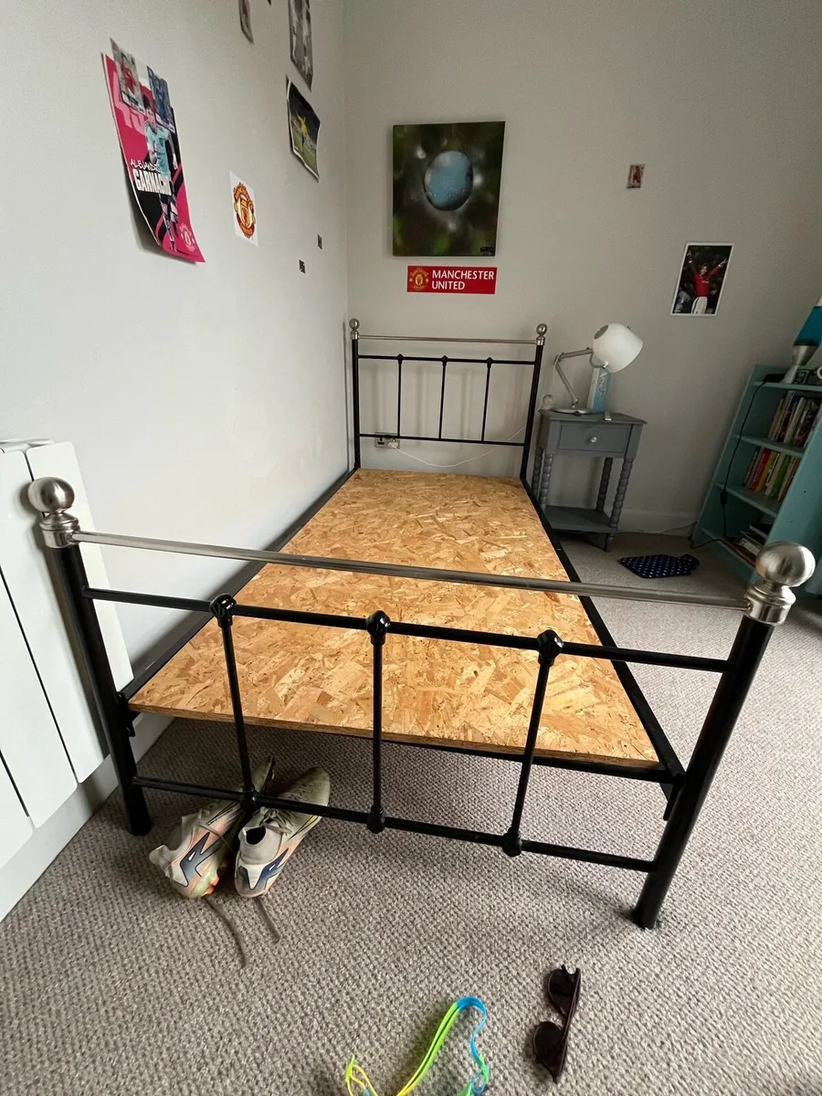 Single metal bed frame - Image 3