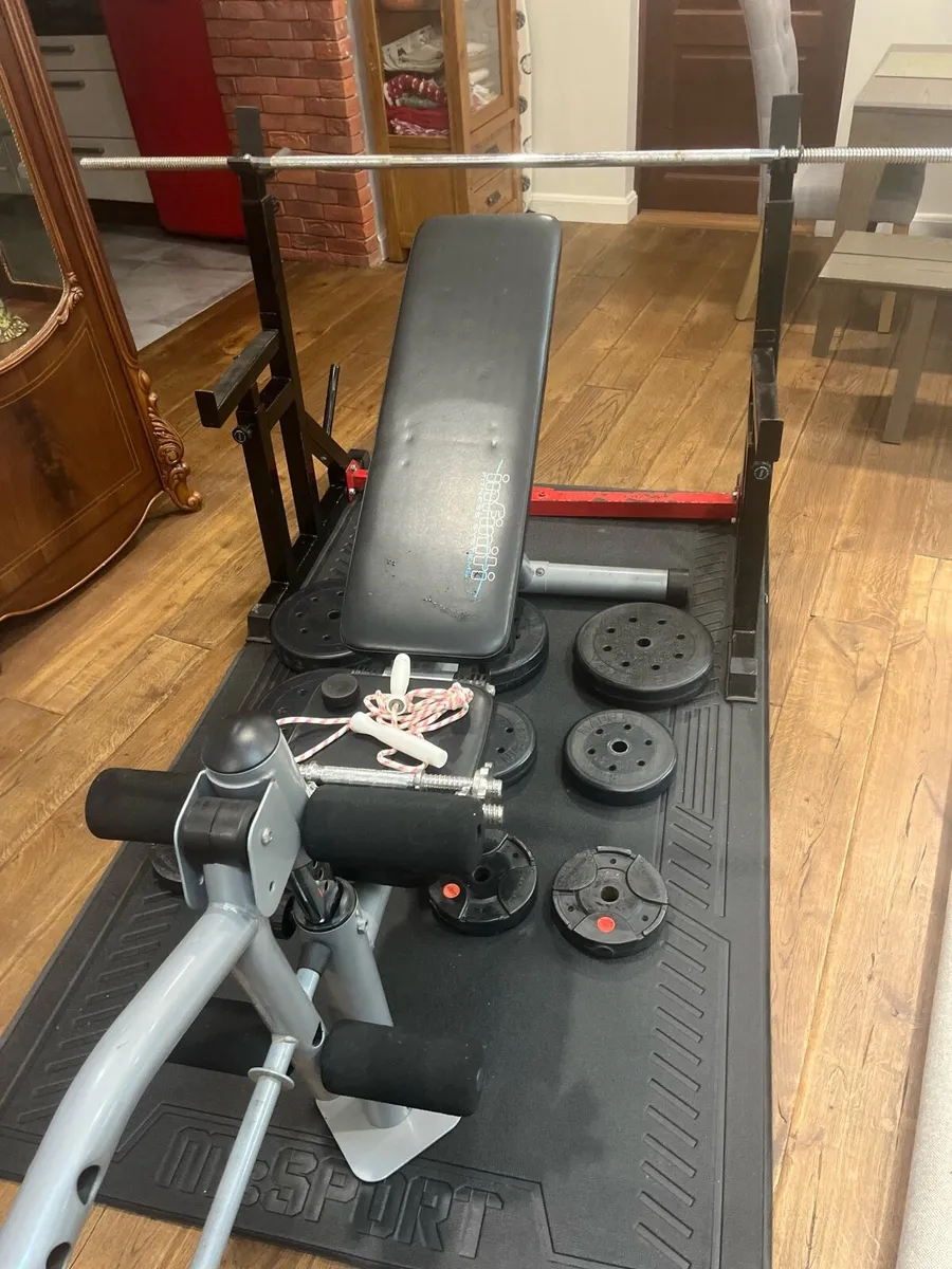 Rack bench barbell dumbbells and weights - Image 4