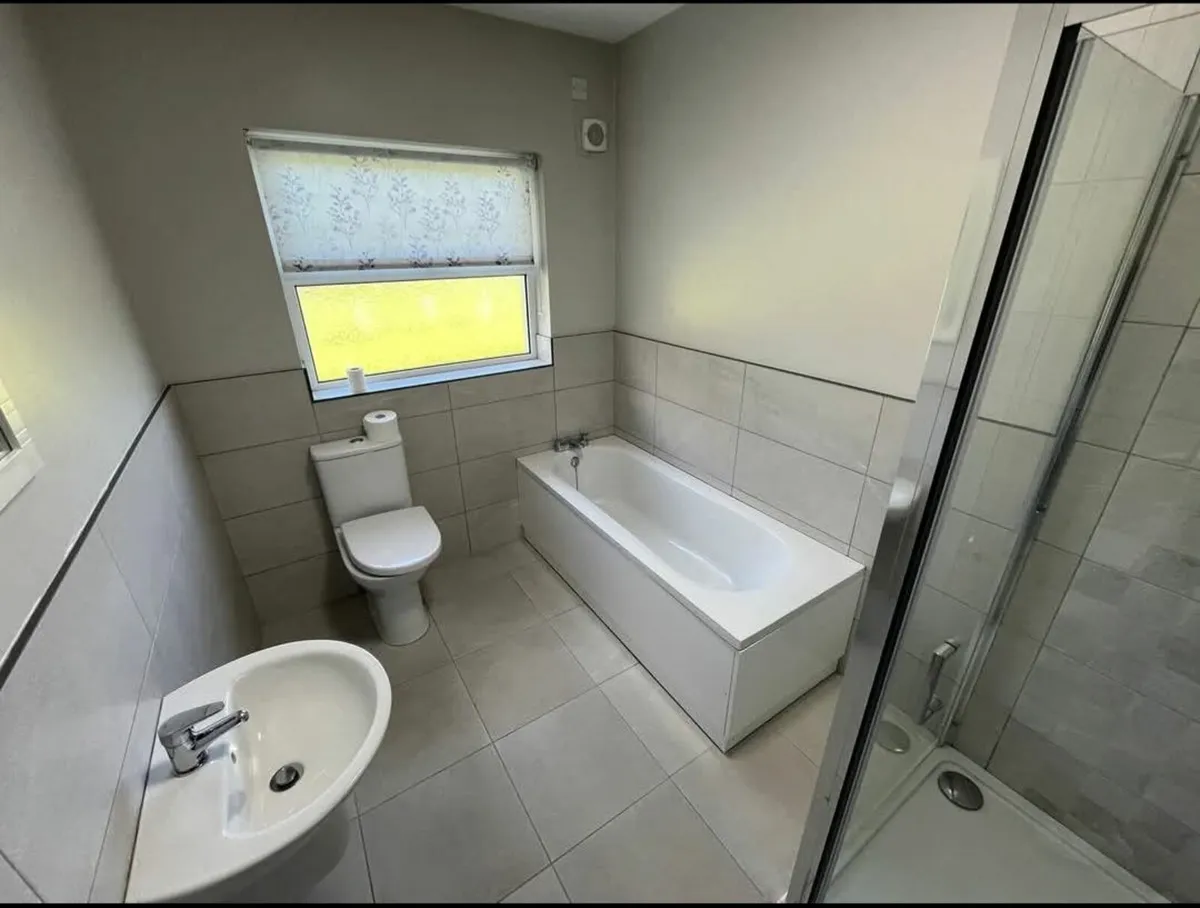 Bungalow to Rent - Image 2