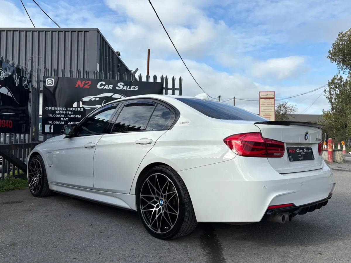 171 BMW 330e M-Sport, LOW MILES, NEW NCT - Image 4