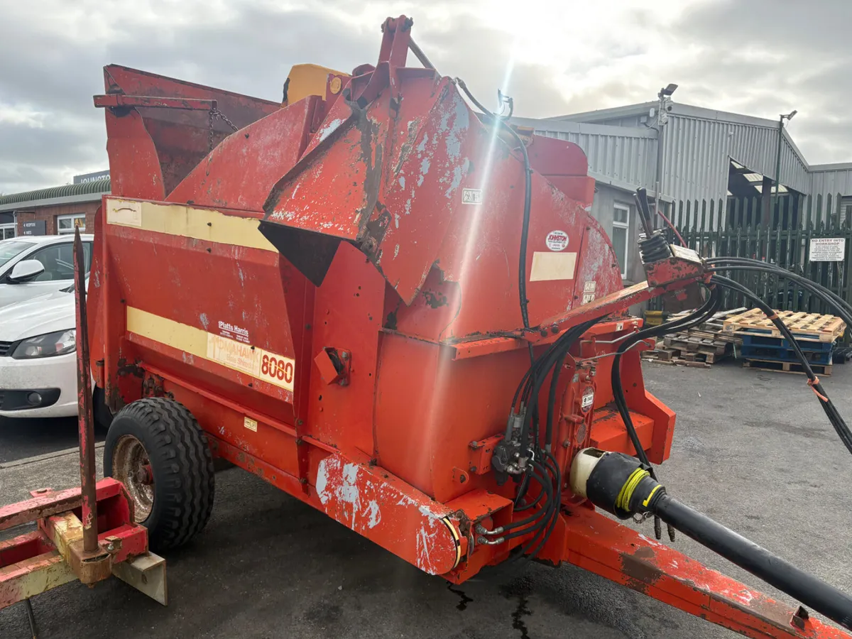 Teagle Silage Feeder / Straw Blower - Image 2