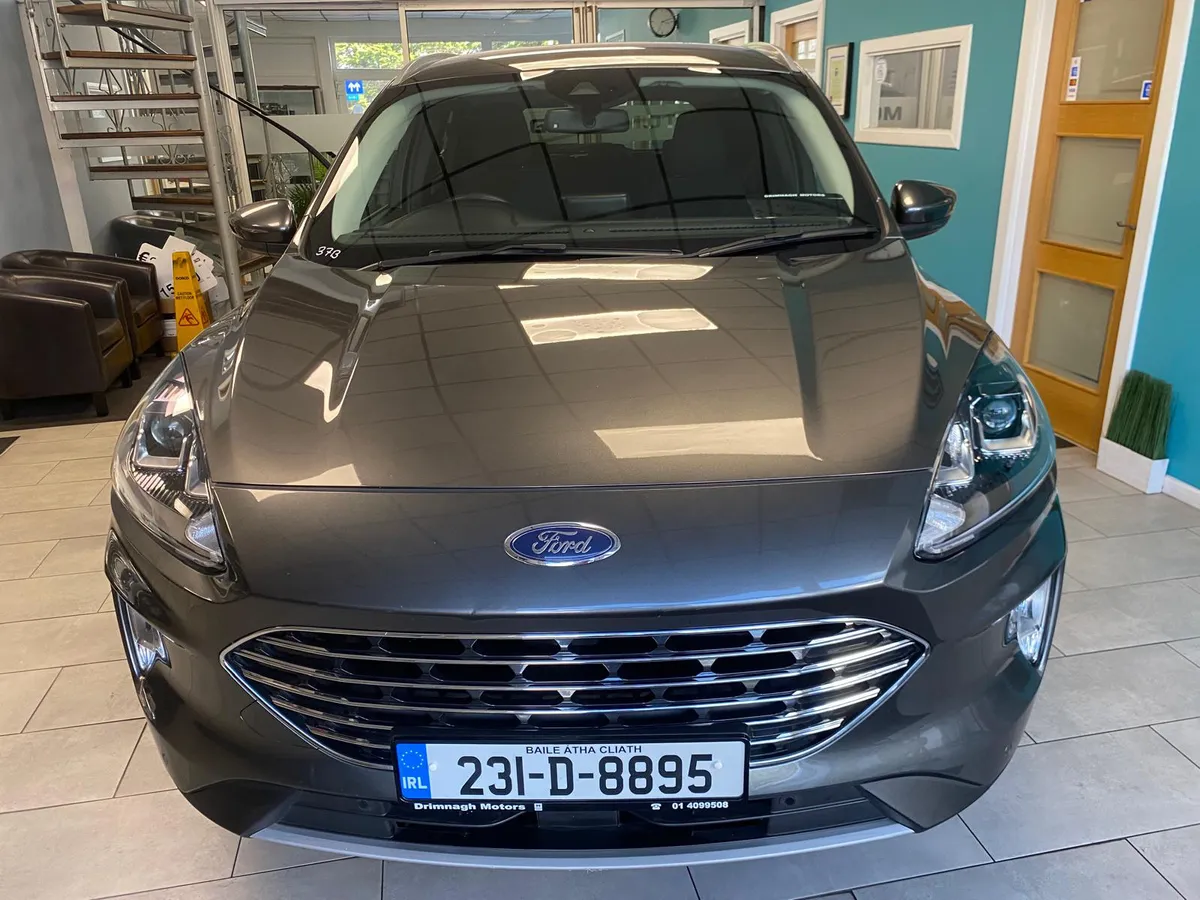 Ford Kuga plug in hybrid titanium - Image 2