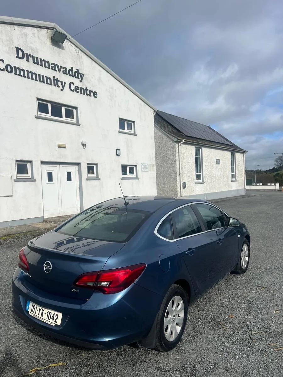 2016 vauxhall astra (new Nct 1/27) - Image 3