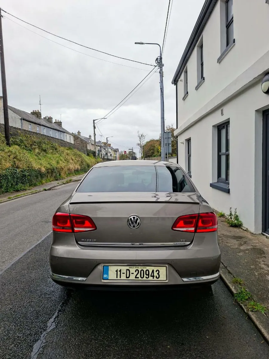 Volkswagen Passat - Image 4