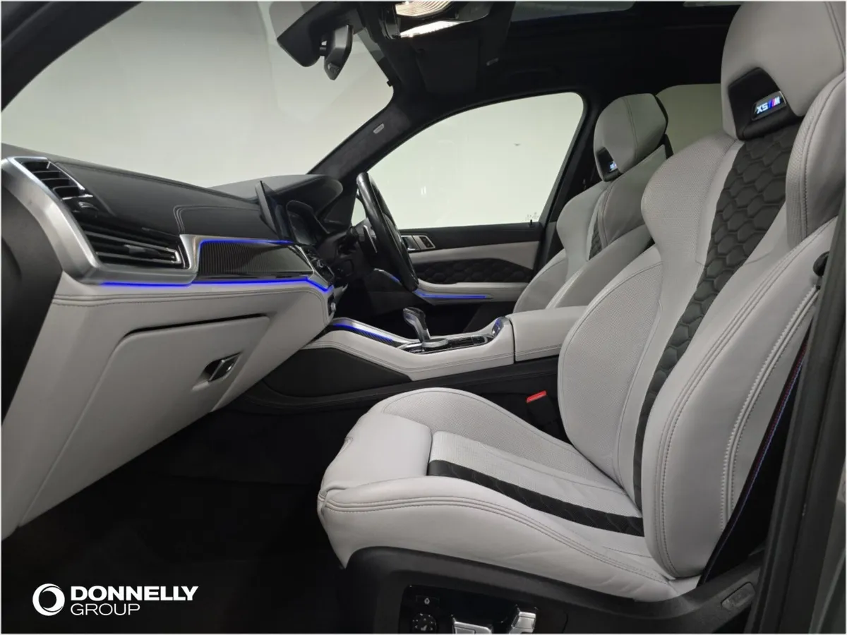 BMW X5 M Estate M Competition - Image 4