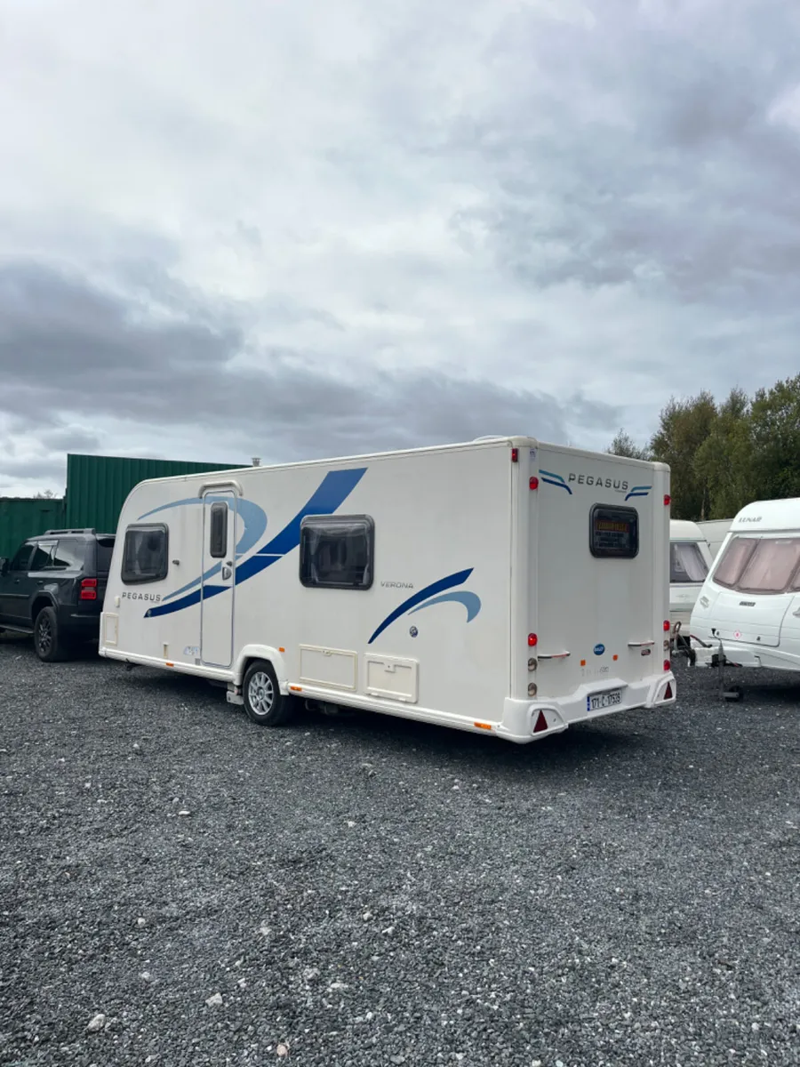 Bailey Pegasus 4 Berth Fixed Bed Caravan - Image 3