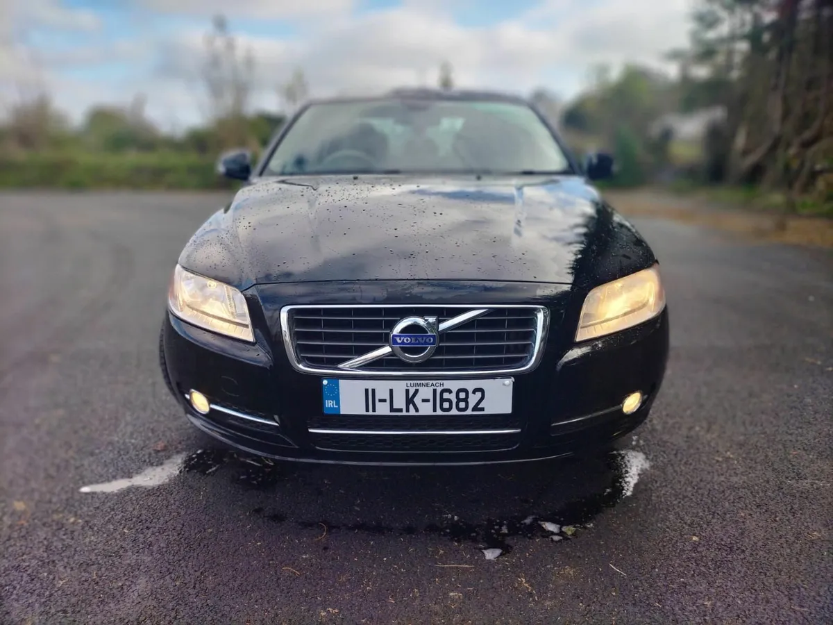 Volvo S80 2011 - Image 2