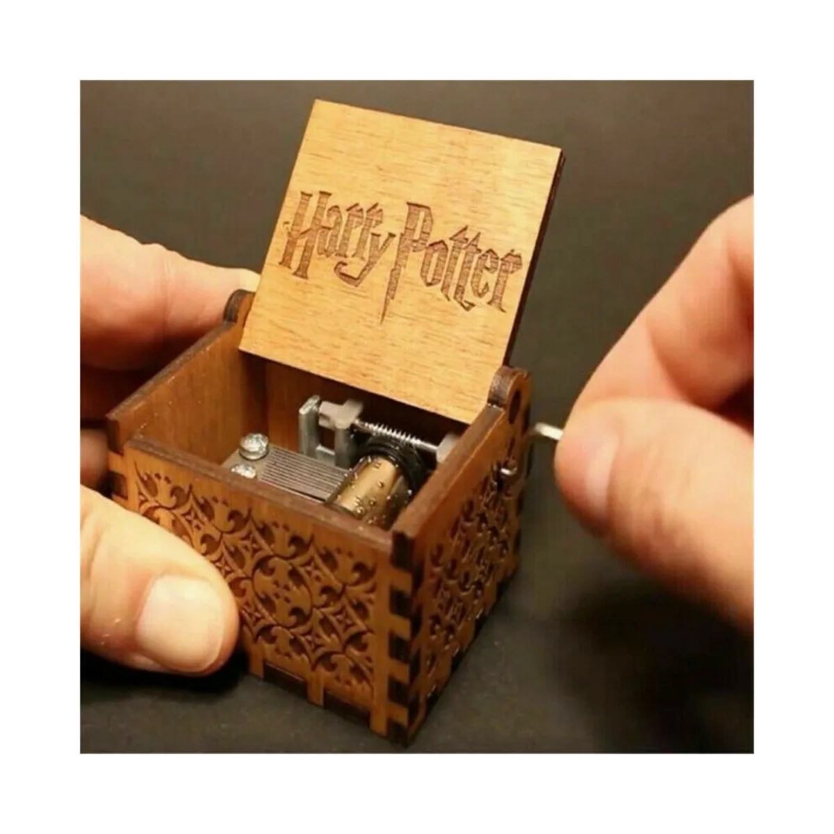 Harry Potter Wooden Music Box Hand Crank, Collecti - Image 4