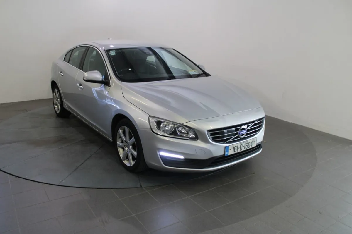 Volvo S60 D3 (150hp) SE  Leather - Image 1