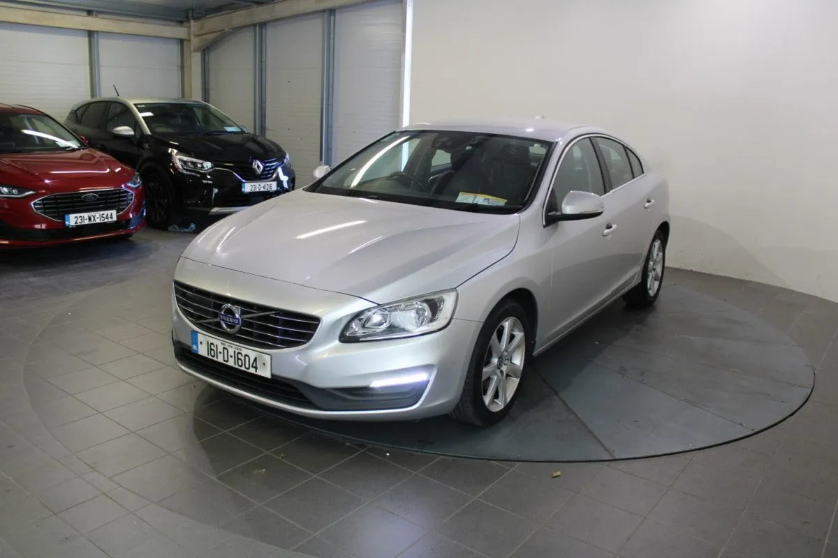 Volvo S60 D3 (150hp) SE  Leather - Image 4