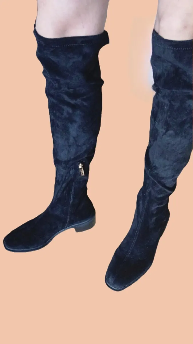 Brand New Black Suede Boots RRP 110 Size EU 40 UK - Image 2