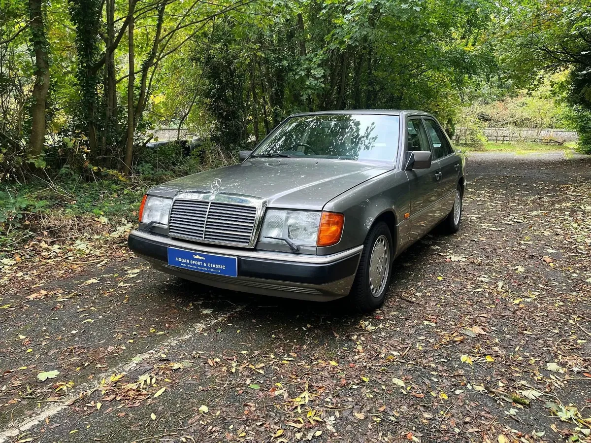 Mercedes-Benz 300E 1989 Unique history - Image 2