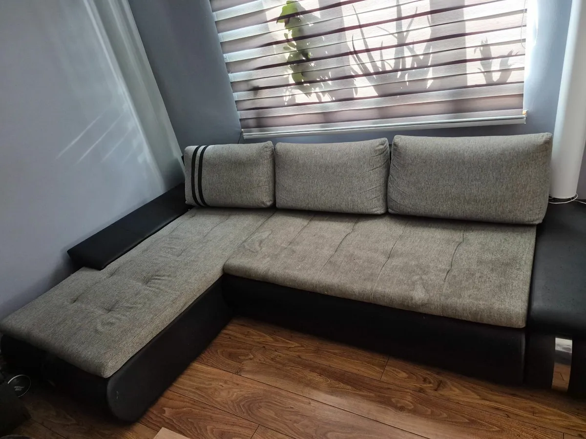 Corner sofa bed - Image 1