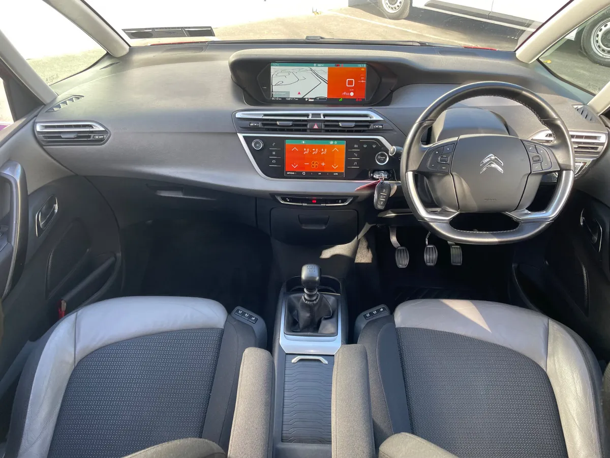 GRAND 1.5BHDI S/TOURER - 7 SEATS - 190TAX-PAN ROOF - Image 3