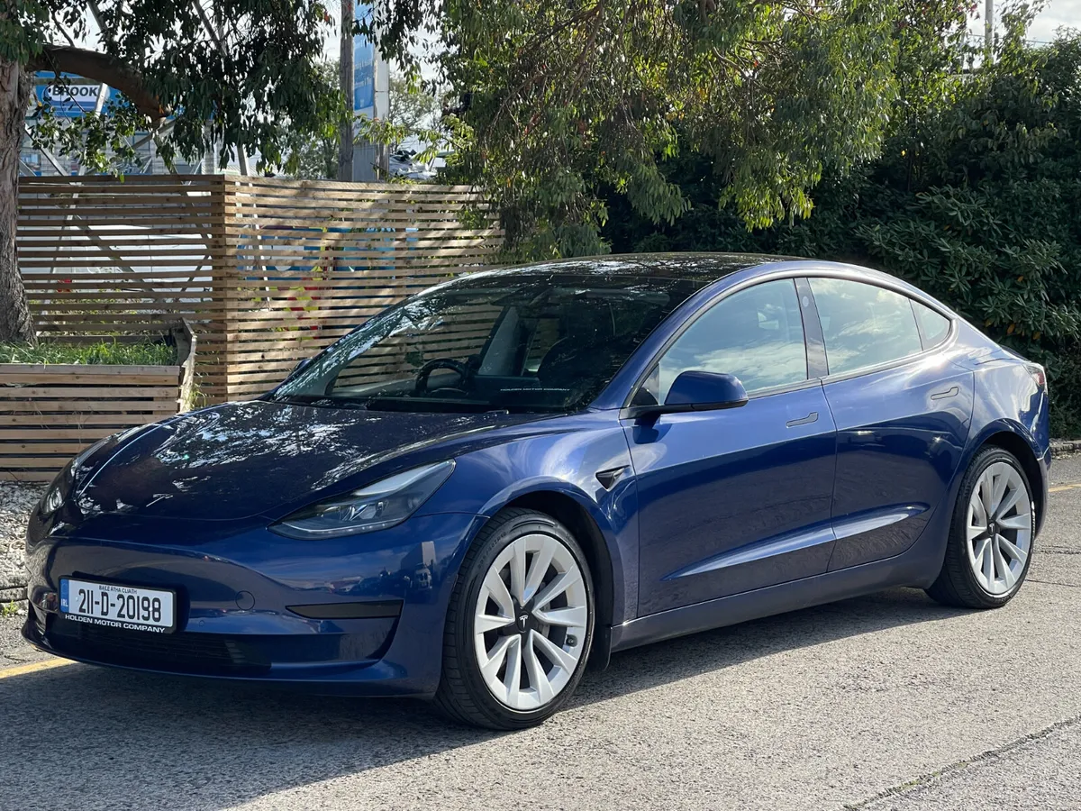 2021 Tesla Model 3..pan roof..standard plus - Image 2