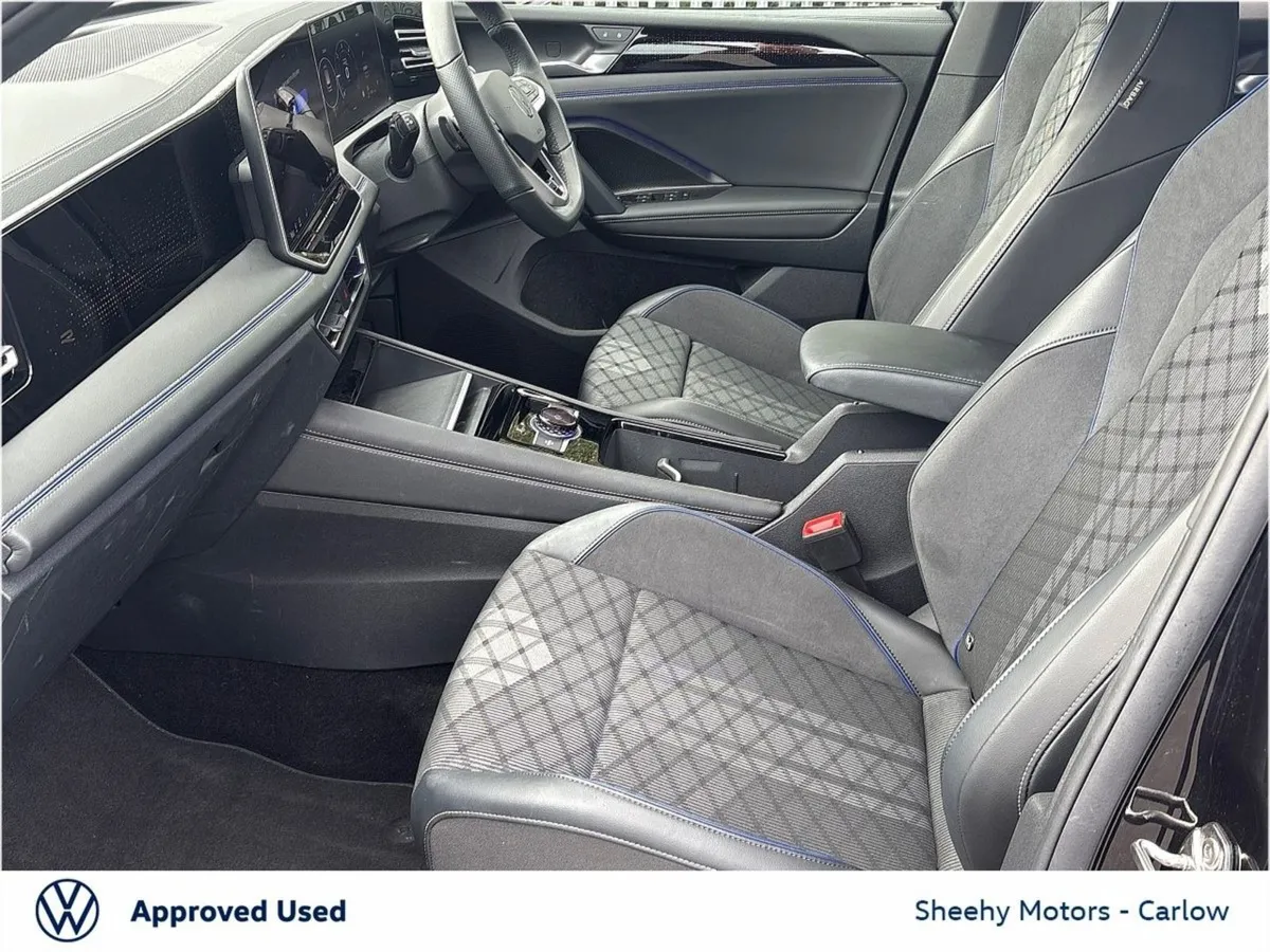 Volkswagen Tiguan 2.0tdi Rline DSG 5DR - Image 4