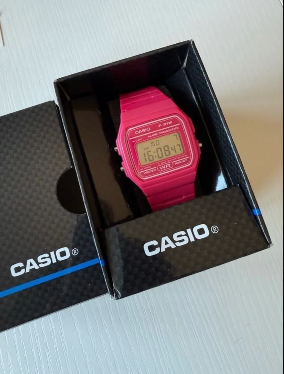 Brand new Casio classic unisex watch - pink - Image 1