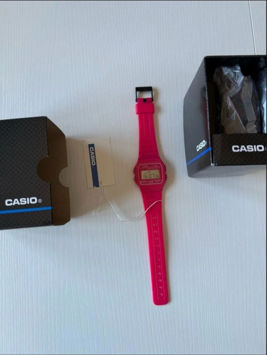 Brand new Casio classic unisex watch - pink - Image 2