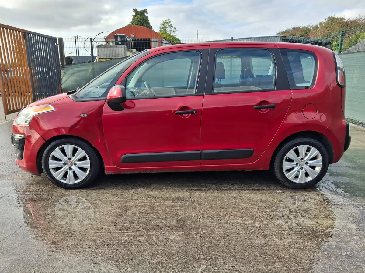 2013 Citroën C3 Picasso 1.6 Diesel - Image 2